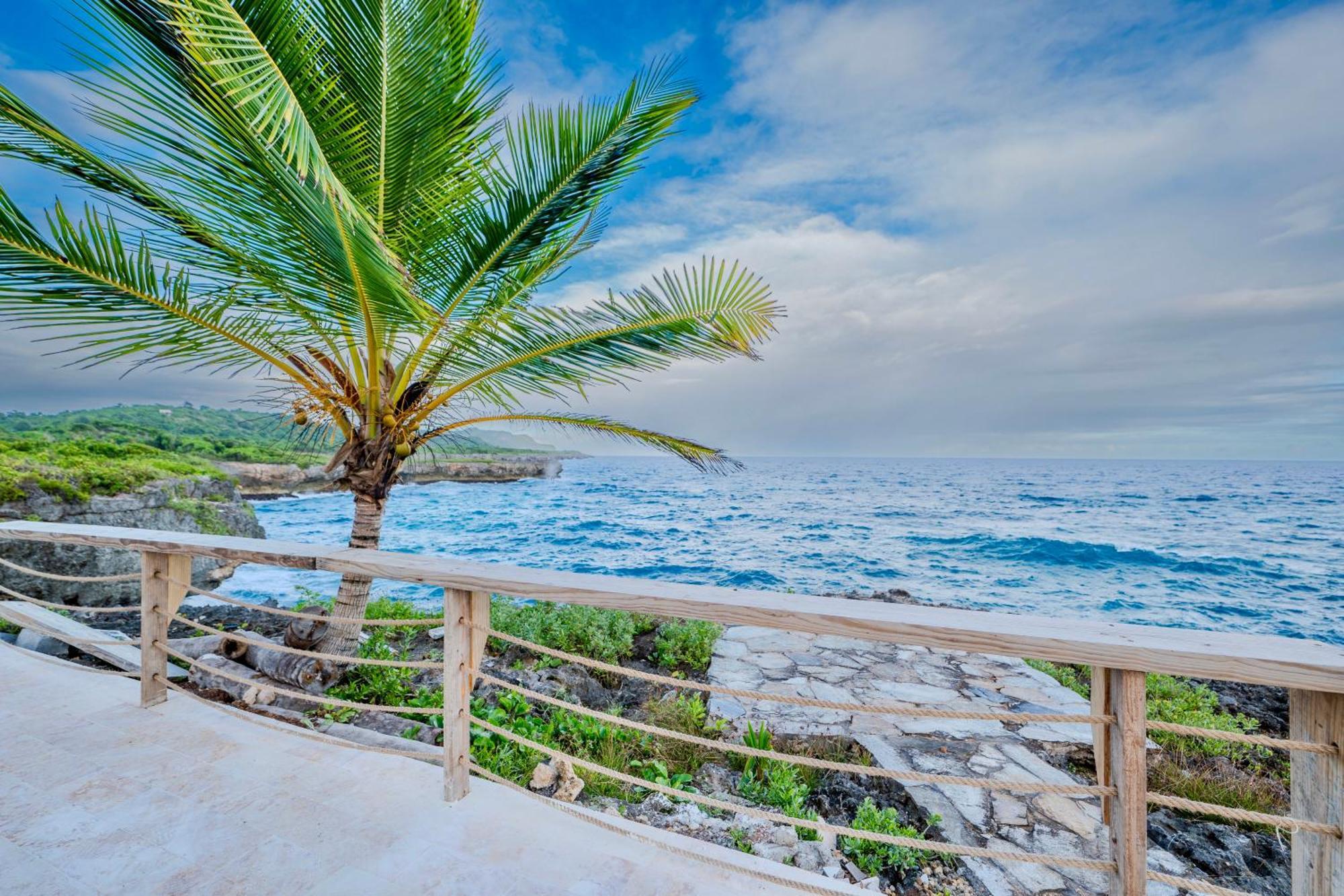 Palm House - Luxury Villa - Samana - Ocean Front Sánchez Екстериор снимка