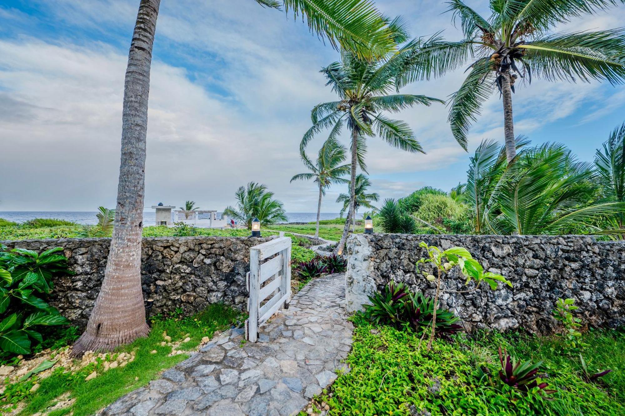 Palm House - Luxury Villa - Samana - Ocean Front Sánchez Екстериор снимка